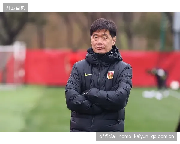 李霄鹏离队后的市场表现：谁能复制他的保级神话